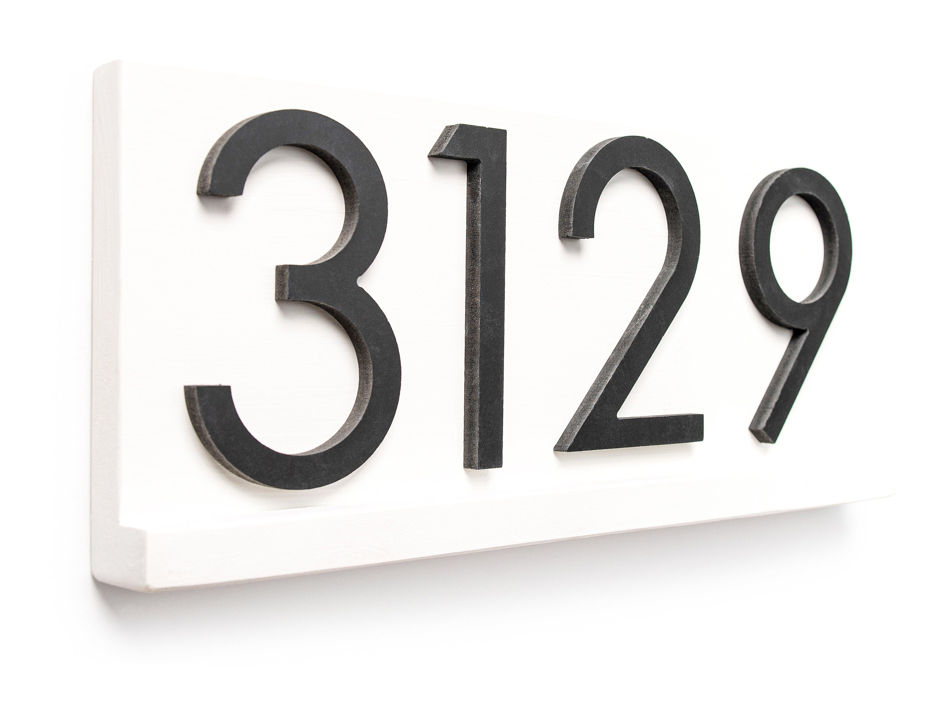 Delmar Custom Modern Address Plaque: Personalized Door Sign for Stylish Home Decor