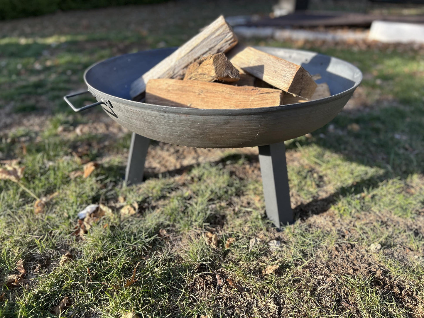 Steel Fire Pit Bowl: Outdoor Patio Fire Kettle (24/30/34 inch)