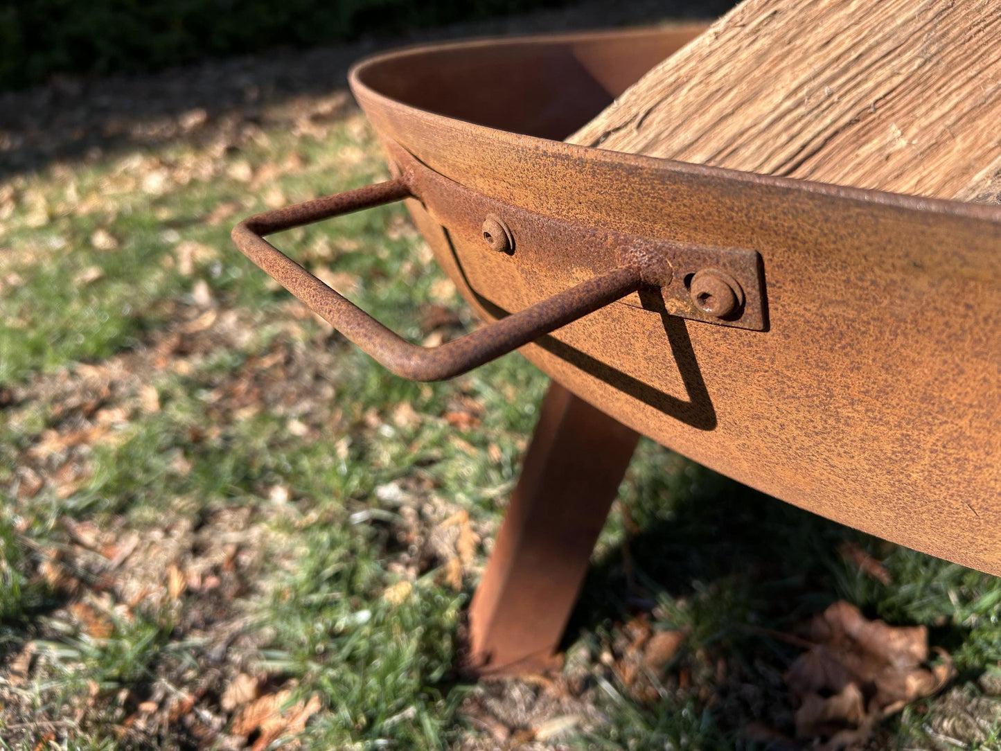 Steel Fire Pit Bowl: Outdoor Patio Fire Kettle (24/30/34 inch)